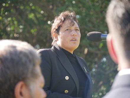 Minister Kiri Allan talking into a microphone