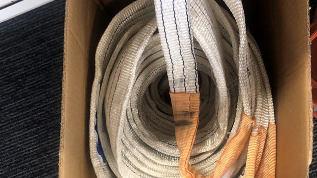 Heavy duty strops in cardboard box